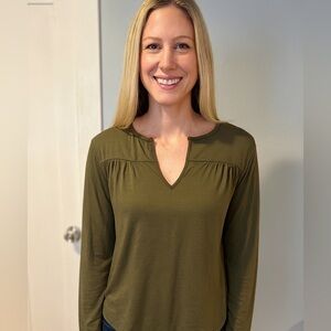 Long Elegant Legs Olive Green elastic bottom, hem Top